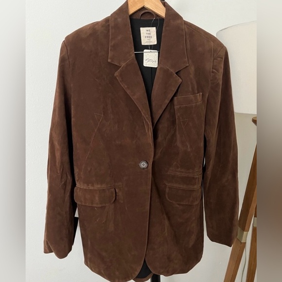 NWT FREE PEOPLE WE THE FREE
Paper Cut Vegan Suede Blazer | MSRP $198 Oversized - Picture 4 of 5
